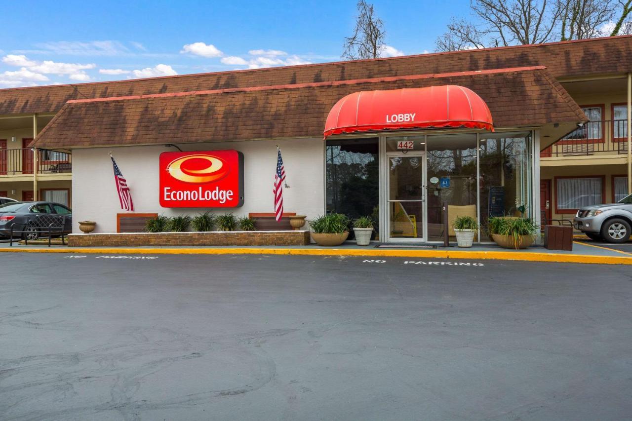 וויליאמסבורג Econo Lodge Historic Area מראה חיצוני תמונה