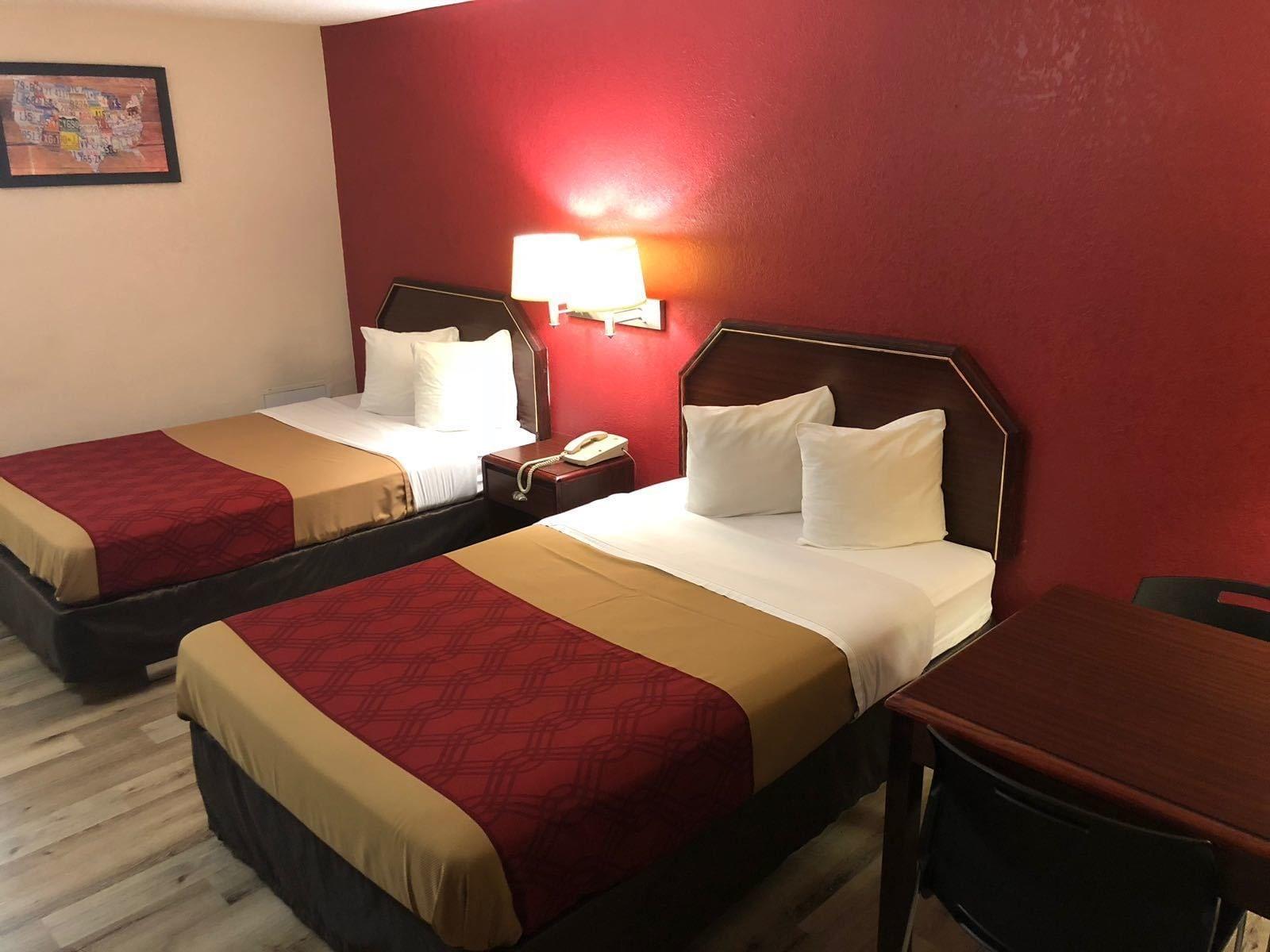 וויליאמסבורג Econo Lodge Historic Area מראה חיצוני תמונה