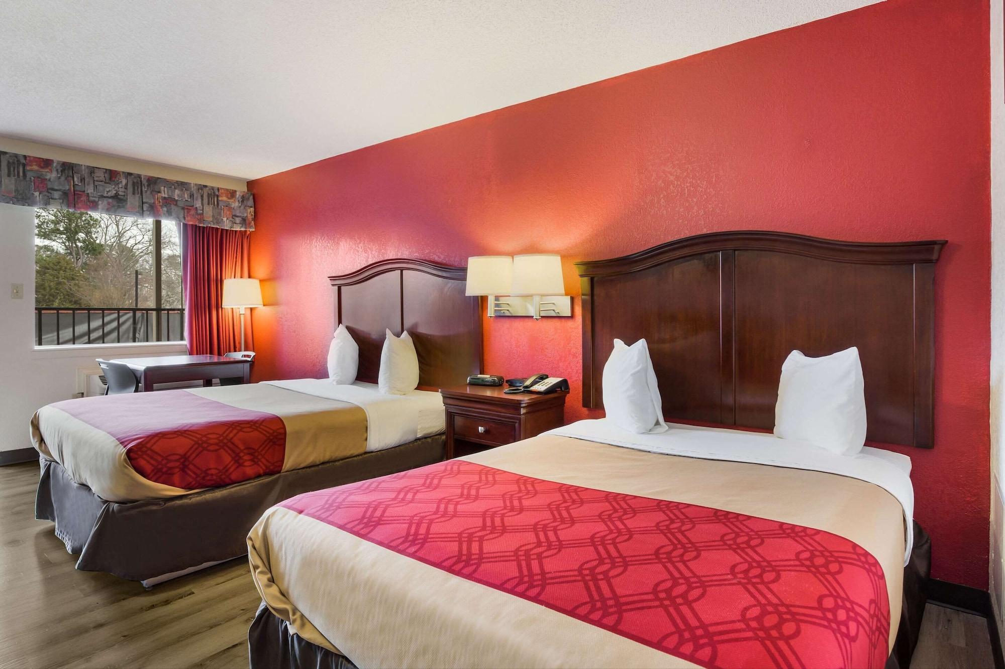 וויליאמסבורג Econo Lodge Historic Area מראה חיצוני תמונה